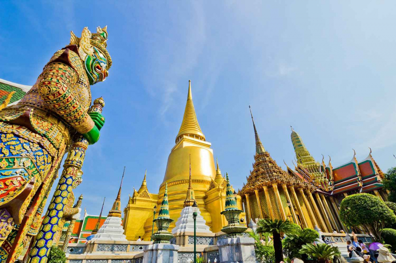 Đi du lịch đến Bangkok vào ngày đầu tiên