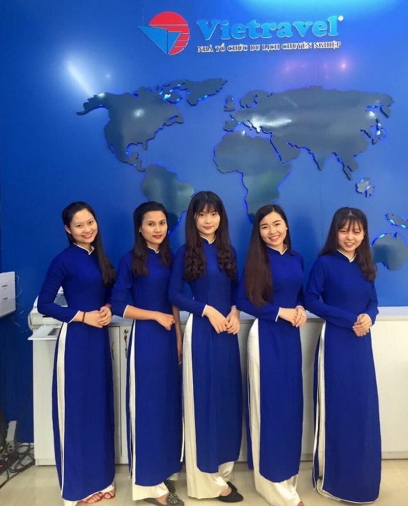 Các nhân viên của Công ty Vietravel tại Thanh Hóa