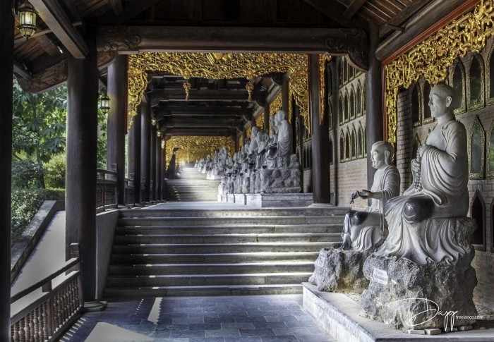 Khu chùa có hành lang La Hán dài nhất Châu Á