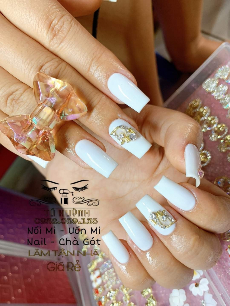 Tú Huỳnh Nail có rất nhiều mẫu nail với kiểu dáng đẹp - độc - lạ, đảm bảo sẽ giúp bạn thể hiện được phong cách độc đáo của riêng mình.