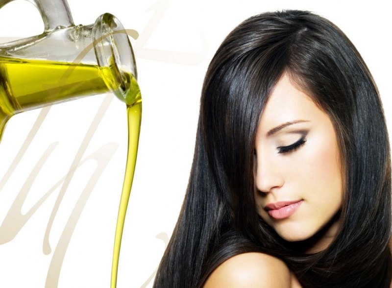 Sử dụng dầu dừa để trị gàu và rụng tóc